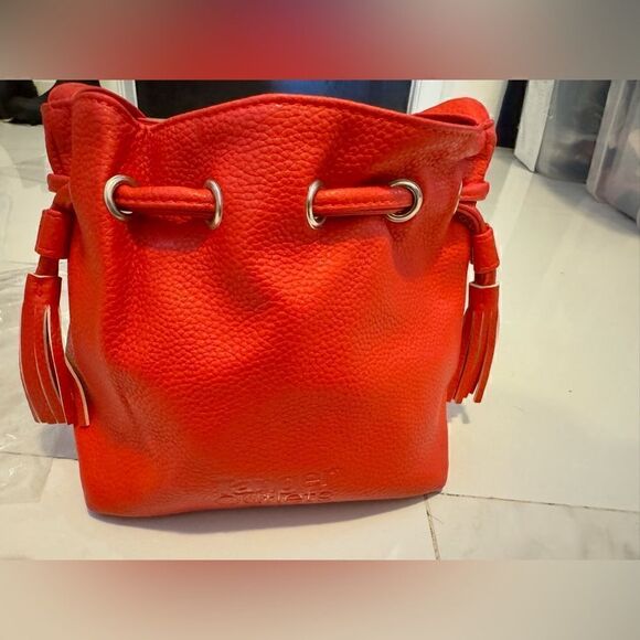 Tanger outlet red bucket bag #16 - Picture 1 of 7